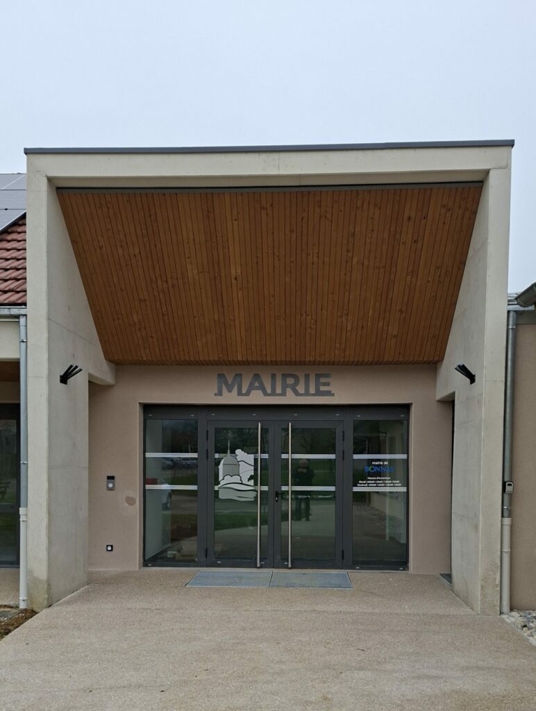 Entrée nouvelle mairie